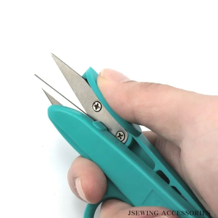 Sewing Thread Cutter Ring, Plastic Finger Thimble Line Cutting Tool for Yarn Thread(Random Color)for tailor
