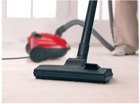 Black%20and%20Decker%20Bagged%20Vacuum%20Cleaner%20VM1200%201000W%20-%20Image%204