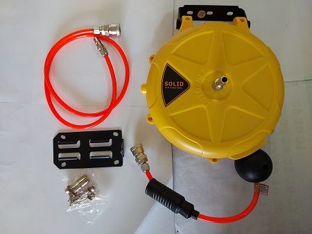 Mini%20Air%20Hose%20Reel%20with%201/4"%20x%2026%20ft%20Automatic%20Retractable%20Rubber%20Hose,%20Mini%20Telescopic%20Drum%20Hose%20PU%20Tube%20OD%208MM%20ID%205MM%201/4"%20Air%20Inlet%20-%20Image%204