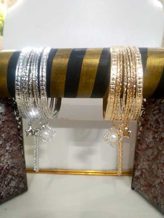 Bangles%20Sets%20with%20Hanging%20Charms%20%7C%20Traditional%20Pakistani%20Jewelry%20for%20Weddings%20&%20Festivals%20-%20Image%206