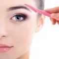 High-Quality Eyebrow Trimmer, Eyebrow Shaver, Blade, Eyebrow Shaper, Facial Hair Removal Tool, Women Beauty Makeup Tools, 3 Pcs.. 