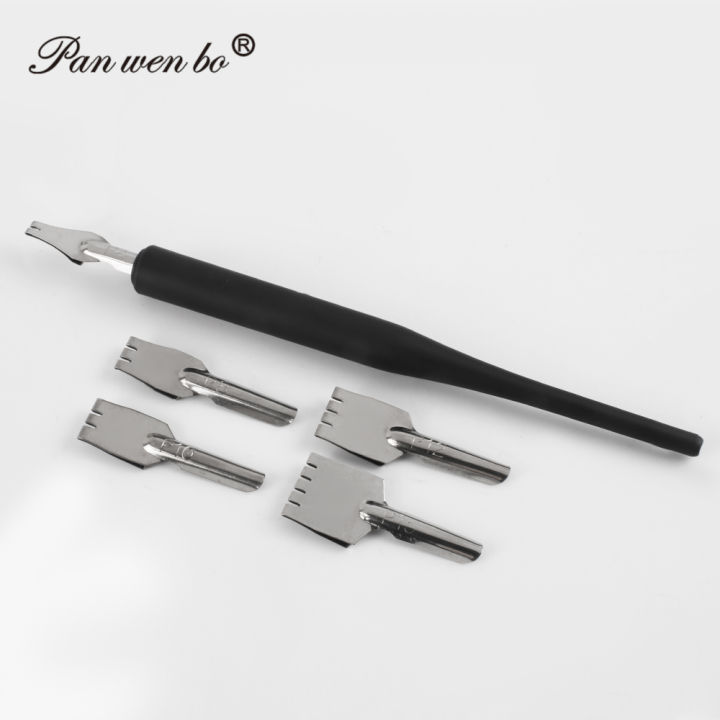 Greenwich%20Line%20Parallel%20Calligraphy%20Pen%20%E2%80%93%20Broad%20Nib%20Dip%20Pen%20for%20Arabic,%20Urdu,%20and%20English%20Calligraphy%20%E2%80%93%20Includes%20Bamboo%20Qalam%20for%20Traditional%20Writing%20-%20Image%205