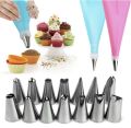 12 Pcs Cake Decorating Nozzles. 