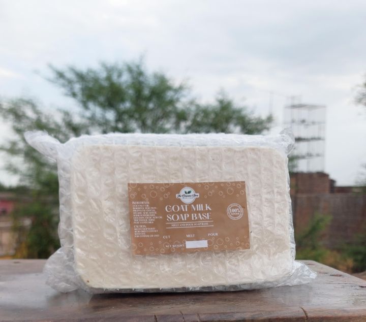 Goat%20Milk%20Soap%20Base%20Melt%20and%20Pour%201%20kg%20-%20Image%203