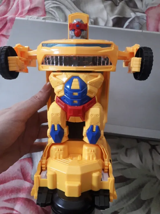 Transforming%20Robot%20Vehicle%20Toy%20for%20Kids%20-%20Educational%20Remote%20Control%20Play%20Vehicle,%20Unisex,%20Recommended%20for%20Ages%203+%20-%20Image%2010