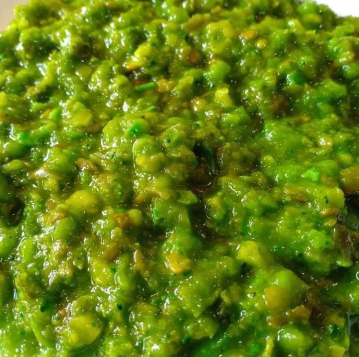 Green%20Chatni%20Hari%20Chatni%20Green%20Chilli%20Chatni%20-%201KG%20-%20100%25%20Original%20Shikarpuri%20Achar%20-%20Qasim%20Shikarpuri%20Pickles%20and%20Chatni%20-%20Image%204