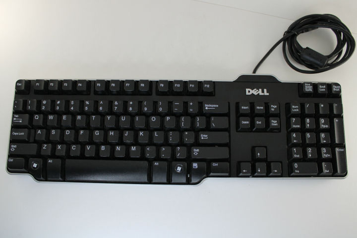 Delle%20Full-Size%20Wired%20USB%20Keyboard%20%E2%80%93%20Comfortable%20Typing%20with%20Durable%20Keys%20%7C%20Premium%20Box%20Packing%20%E2%80%93%20Blendzii%20Outleex%C2%AE%20-%20Image%206