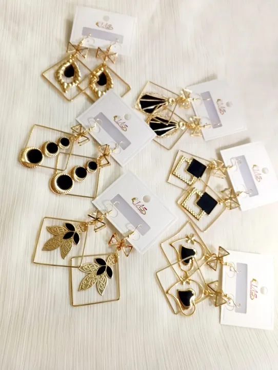 Choose%20Your%20Own%203%20Pairs%20of%20Elegant%20Light%20Weight%20Fashion%20Drop%20Earrings%20%7C%20Trendy%20Gold-Tone%20Earrings%20Set%20for%20Girls%20&%20Women%20-%20Image%204