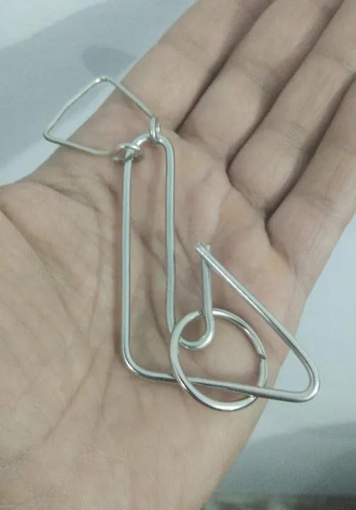 Four%20Trick%20Puzzle%20Twisted%20Nail%20Puzzle%20OR%20Other%20Metal%20Puzzle%20Magic%20Trick%20-%20Nail%20Puzzle%20-%20Brain%20Puzzles%20for%20Kids%20-%20Image%204