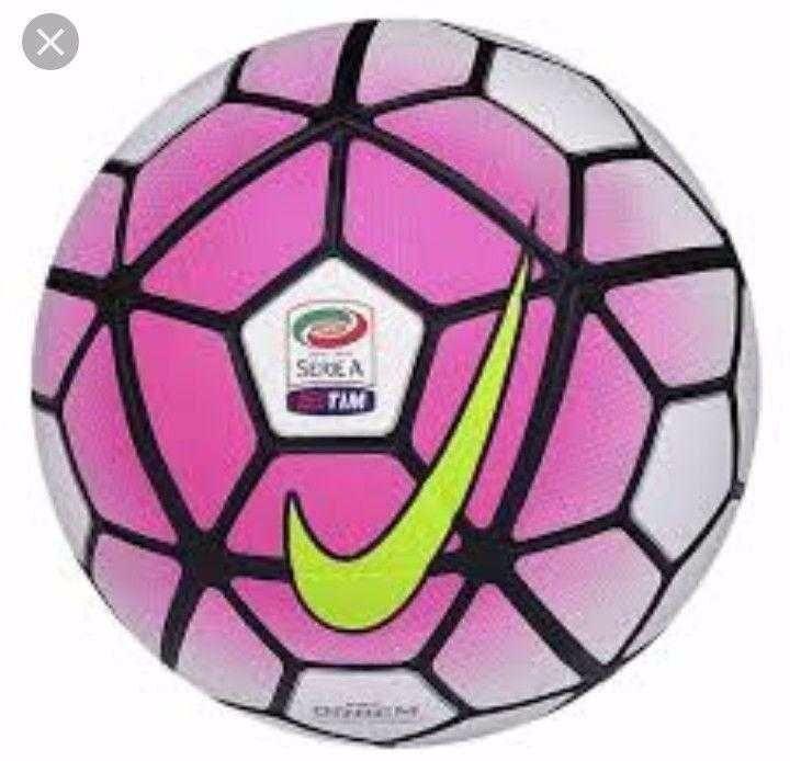 Ronaldo's%20Footballs%20Kick%20Ball%20Hard%20-%20Image%203