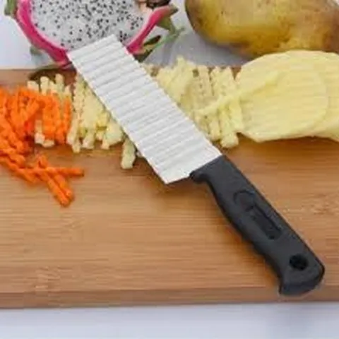 Stainless%20Steel%20Potato%20Slicer%20Wavy%20Cutter%20French%20Fry%20Knife%20Chopper%20Serrated%20Blade%20Corrugated%20Cutter%20Kitchen%20Cutting%20Tool%20-%20Image%207