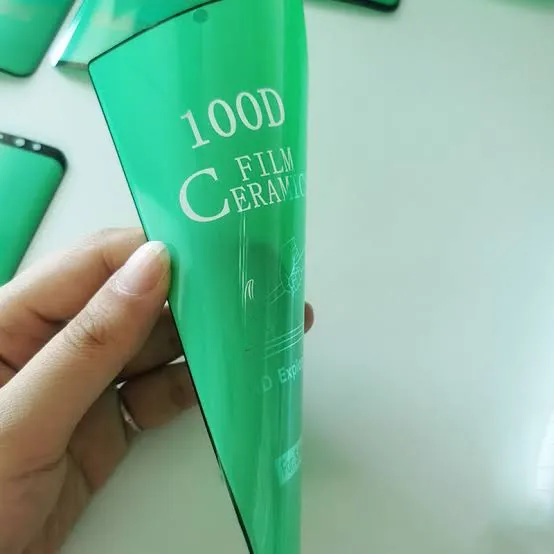 Samsung%20Galaxy%20S8/S9%20Ceramic%20Matte%20Screen%20Protector,%20Unbreakable%20Edge-to-Edge%20Flexible%20Sheet%20for%20Full%20Coverage%20-%20Image%204