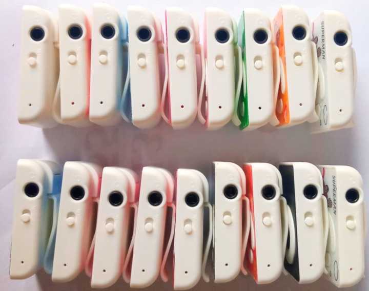 Mini%20MP3%20Player%20/%20MP4%20Player%20/%20Portable%20Music%20Player%20/%20Shuffle,%20Memory%20Card%20Supported%20upto%208GB%20&%20Rechargeable%20with%20Free%20Hands%20Free%20and%20Charging%20Cable%20-%20Image%205