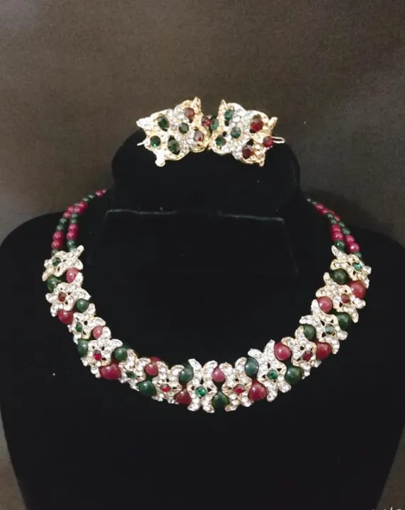Party%20Wear%20Beautiful%20Elegant%20Multi-Colour%20Jewelry%20Set%20For%20Ladies%20-%20Image%203