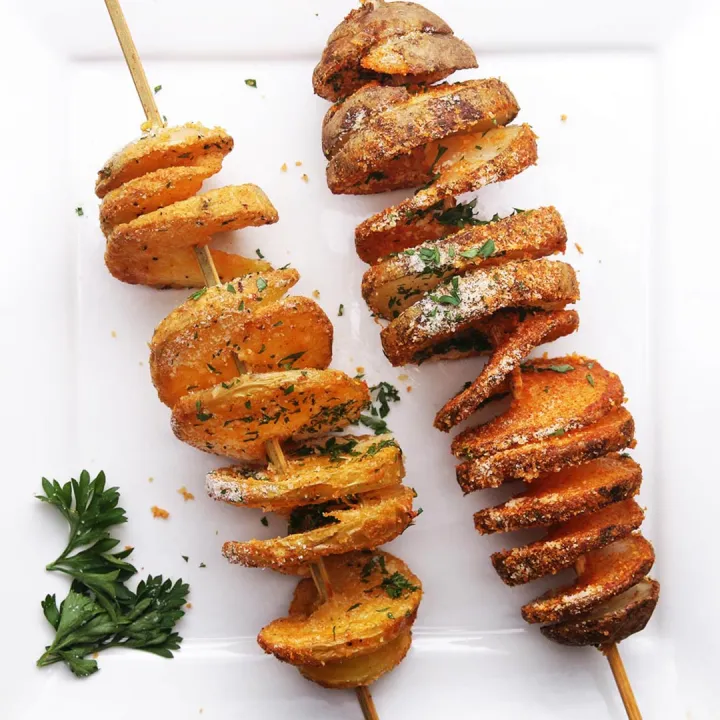 Bamboo%20sticks%2014%20inch%20-%20Pack%20of%2050%20wooden%20skewers%20for%20BBQ,%20shashlik,%20kabab,%20grilling,%20spirals,%20DIY%20etc%20-%20Image%204