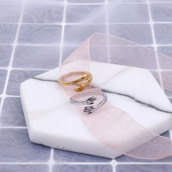Hug%20Ring%20For%20Girls%20%7C%20Adjustable%20Love%20Couple%20Rings%20%7C%20Pack%20Of%20Two%20Rings%20Gold%20&%20Silver%20-%20Image%203