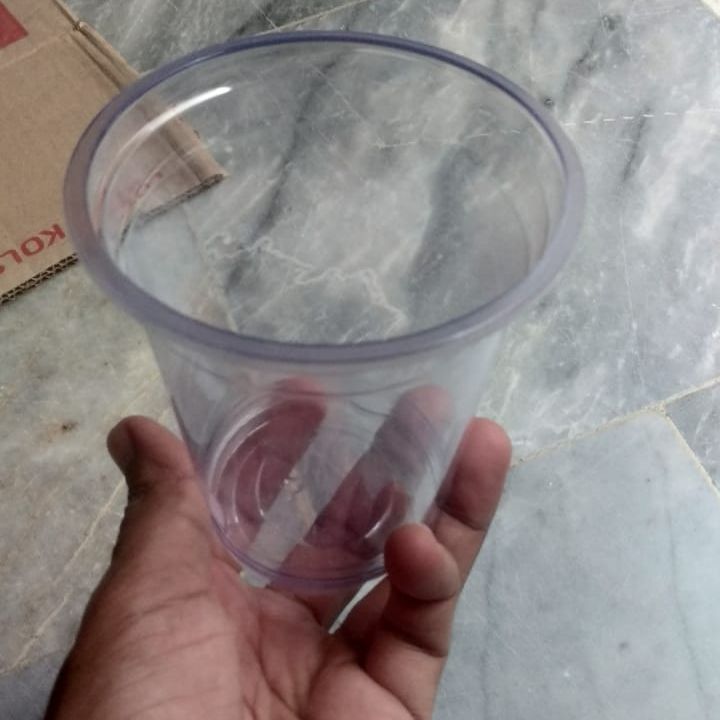 Disposable%20Plastic%20Cups%20Glass%20With%20Dome%20Lids%20Pack%20of%2050%20with%20Straw%20380ml%20-%20Image%206