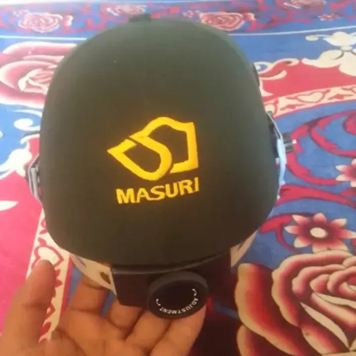 Cricket%20Helmet%20-%20Helmet%20Hardball%20Cricket%20Protection%20-%20Adjustable%20Back%20-%20Image%202