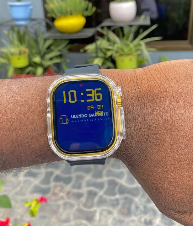 X8%20Ultra%20Max%20Smart%20Watch%208%20Series%2049mm%20Gold%20Edition%20-%20Image%204