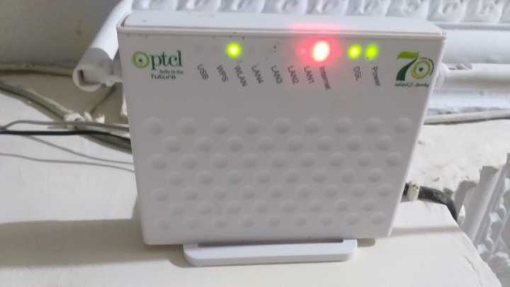 PTCL%20ZTE%20VDSL%20Router%20with%20High%20Range%20Wifi%20Modem%20-%20Image%205