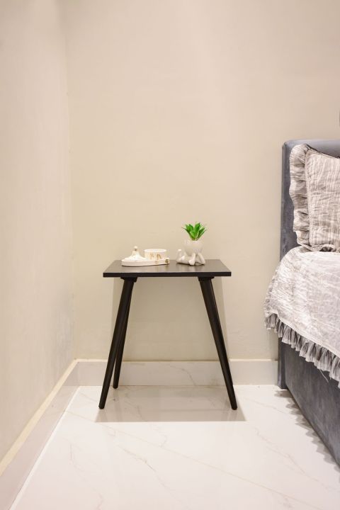 Coffee%20table,Side%20table,Stool,Study%20Table%20(16%20inches%20top%20&%2020%20inches%20height)%20-%20Image%206