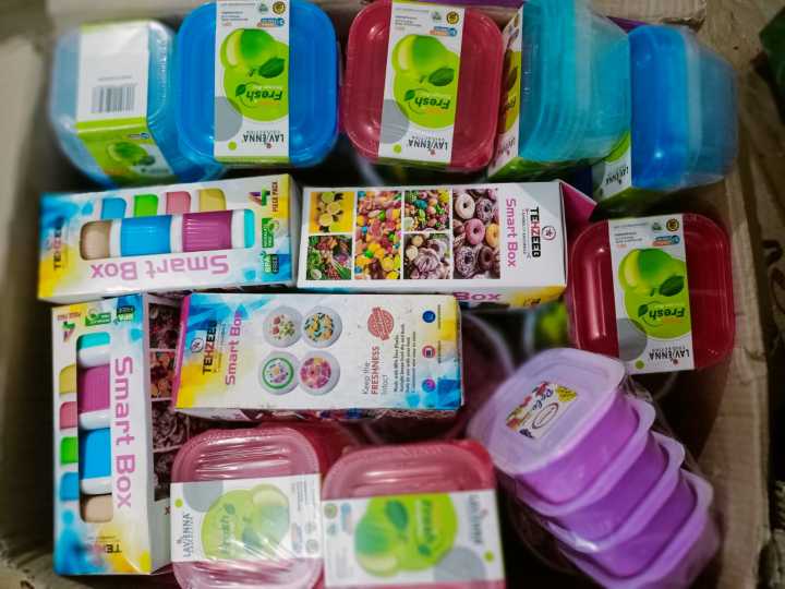 Plastic%20Food%20Container%20Pack%20of%204,%20Air%20tight%20Microwave%20Safe%20BPA%20Free%20Plastic%20Bowl%20set,%20Premium%20Quality%20Food%20Storage%20Containers%20Box,Airtight%20Food%20Storage%20Container%203%20Pieces/%20Bowl%20Container%20Lunch%20Box%20for%20Office%20Worker%20Leakproof%20%20Lunch%20Box%20with%20Lid%20-%20Image%204