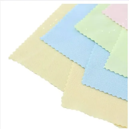 Micro%20Fibre%20Cleaner%20Cloth%20For%20Glasses%20Phones%20Tablets%20Pack%20of%2020/10%20-%20Image%207