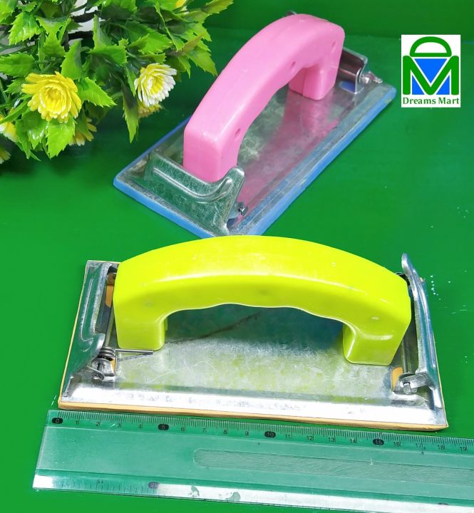 DreamsMart%20Sand%20Paper%20Holder%20Regmar%20Garmala%20Hand%20Sander%20Sponge%20Plastic%20Handle%20Metallic%20Plate%20Sandpaper%20-%20Image%206