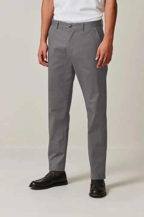 Comfortable%20Cotton%20Pants%20for%20Men%20%E2%80%93%20Breathable%20Casual%20Pants%20for%20Daily%20Wear%20-%20Image%207