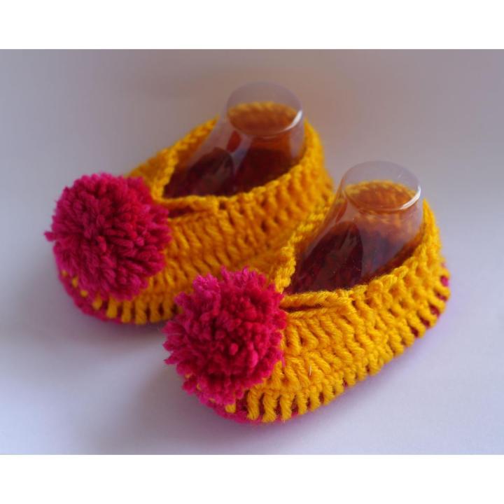 Woolen shoes for baby boy hotsell