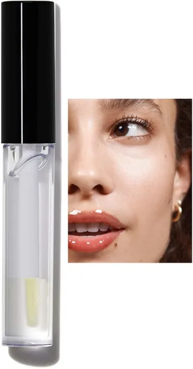 Lip%20Shiner%20For%20Dry%20And%20Patchy%20Lips%20Makes%20Your%20lips%20Glossy%20And%20Shinny%20-%20Image%202