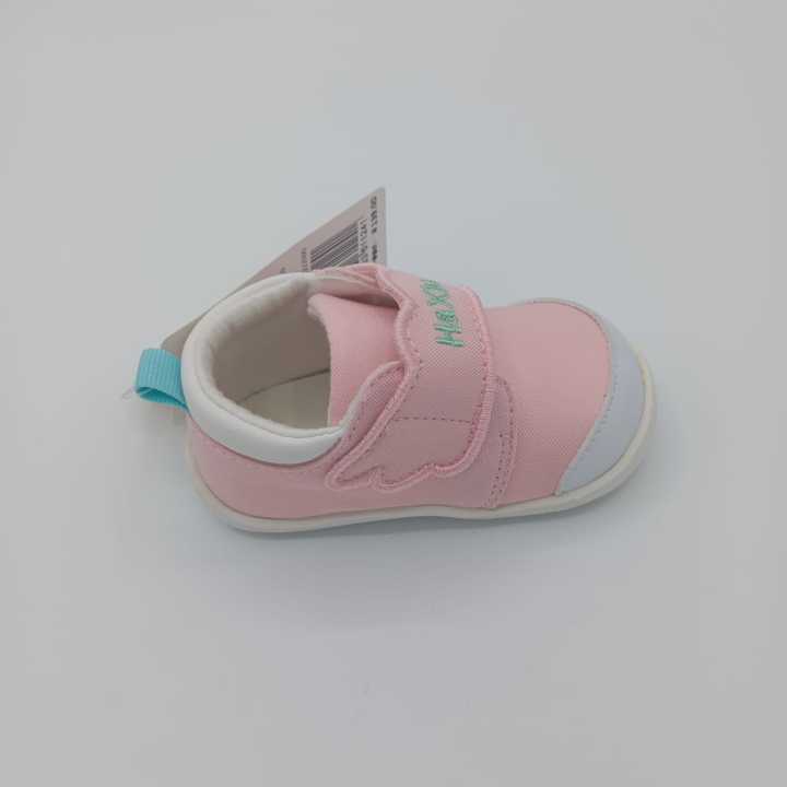 HaXlu%20Pink%20Canvas%20Soft%20Sole%20Baby%20Shoes%20%7C%20Infant%20First%20Walker%20Sneakers%20with%20Anti-Slip%20&%20Velcro%20Closure%20-%20Image%203