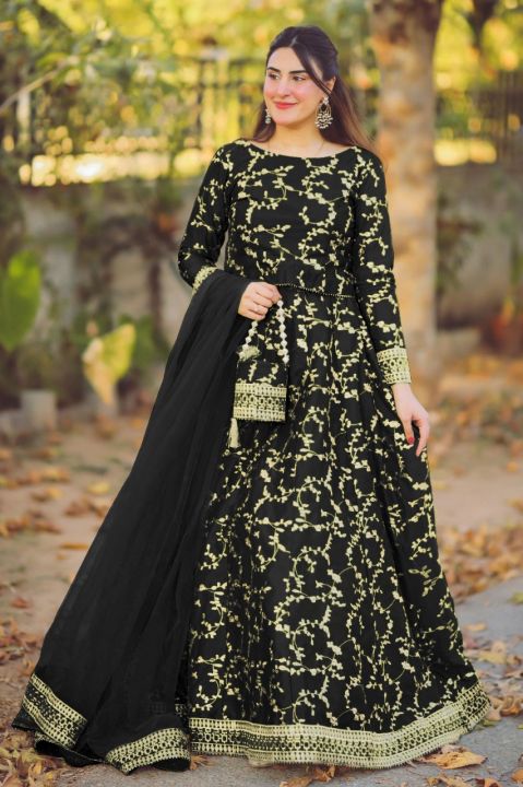 Lehenga collection for 2024, featuring best Indian design. From peplum to Short shirt,