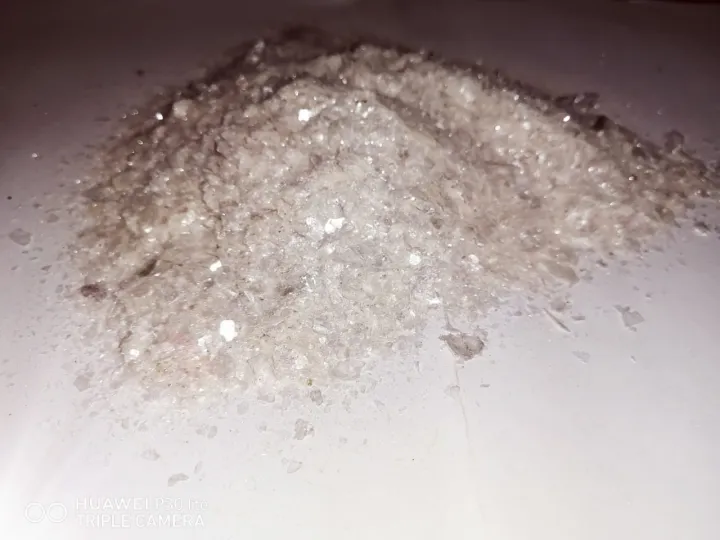Abraq%20White%20Mica%20White%20AbraK%20Safaid%20Crushed%20-%20Image%205