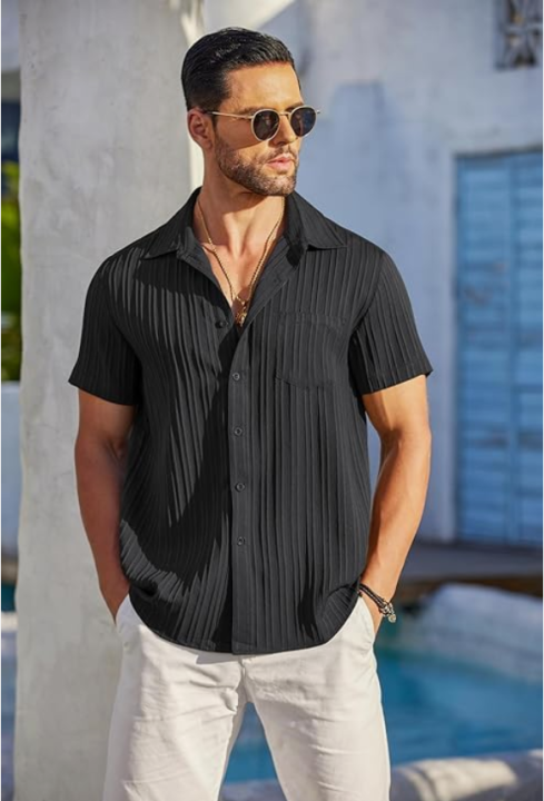 Urban%20Edge:%20Men%E2%80%99s%20Textured%20Pleated%20Cuban%20Collar%20Shirt%20-%20Image%203