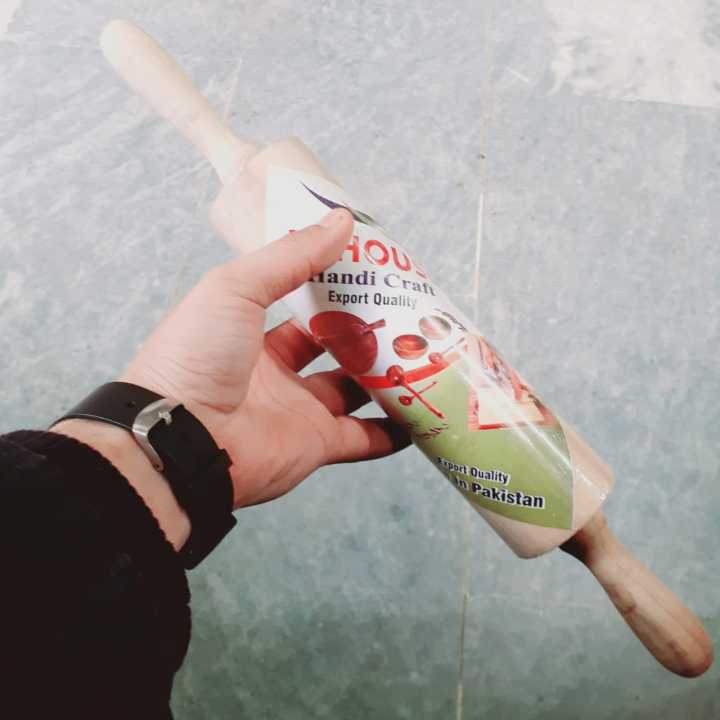 Pure%20wooden%20heavy%20weight%20rolling%20belan%20without%20chakla%20with%20rust%20profe%20meterial%20in%20cream%20wooden%20colour%20-%20Image%202