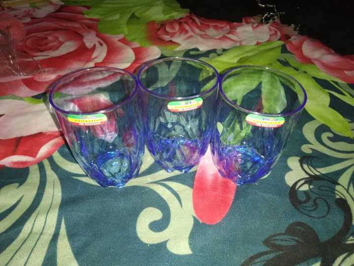 3%20Pcs%20Transparent%20Water%20Glass%20Set%20Acrylic%20Plastic%20(Multicolours)%20-%20Image%205