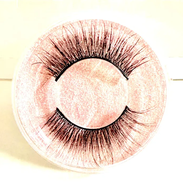 A%20New%20Design%20False%20Eye%20Lashes%20Suits%20all%20Eyes,%20Comfortable%20&%20Soft%20on%20Eyes,%20Reuse-able%20if%20Handle%20with%20Care.%20Design%20is%20Generic%20and%20Unique%20-%20Image%204