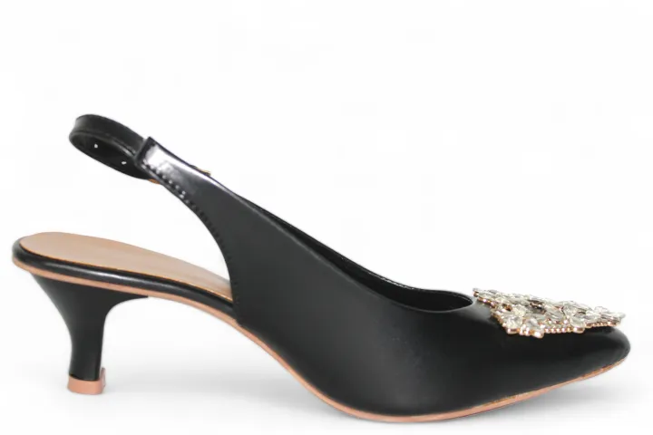 Elegant%20Black%20Heels%20with%20Silver%20Buckle,%20Low%20Heel%20Sandals,%20Wedding%20&%20Formal%20Wear,%20Comfortable%20and%20Chic%20-%20Image%202