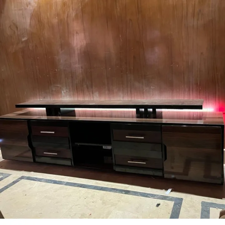 Modern%20TV%20Console%20Table:%20Stylish%20Entertainment%20Storage%20Solution%20-%20TV%20Console%20table%20with%20riser%20-%20Image%204