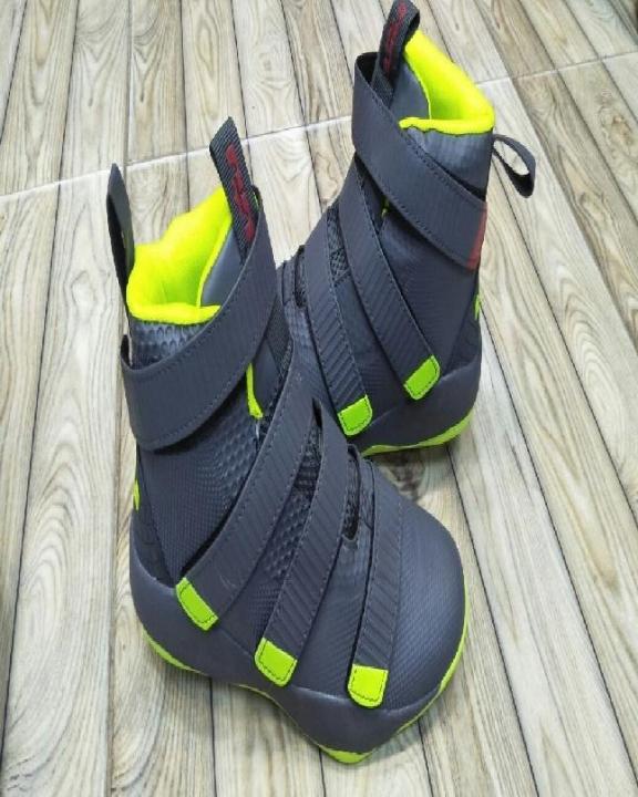 Multicolour Sneakers For Men