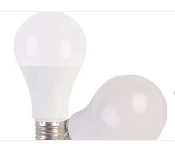12%20watt%20Led%20bulb%20Pack%20of%204%20-%20Image%2010