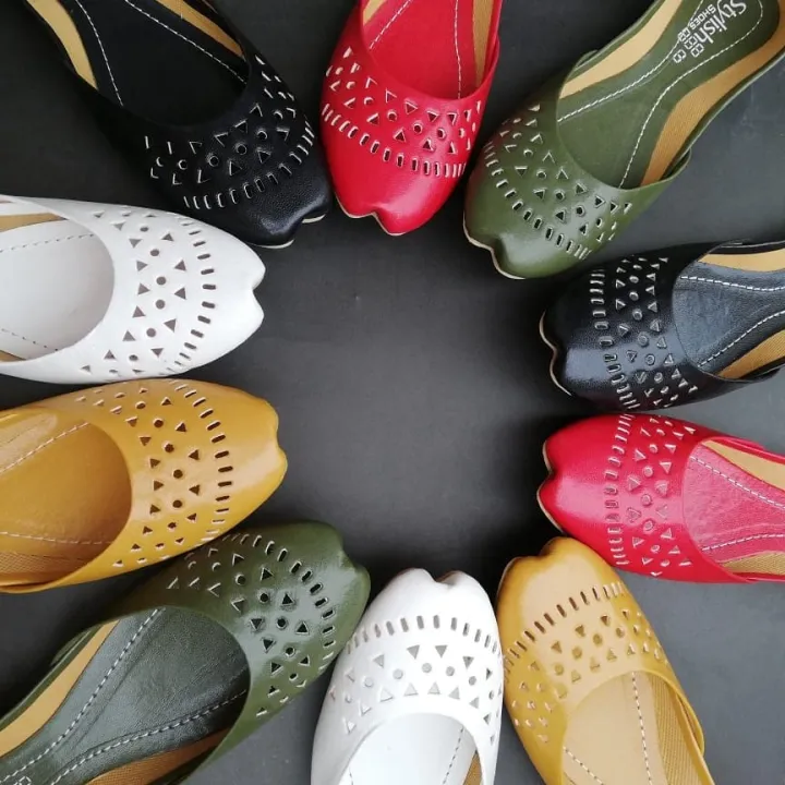 KHUSSA%20STYLE%20SHOES%20%20Flat%20Shoes%20%20Footwear%20for%20HER%20%20For%20Age%2014%20and%20Above%20-%20BLACK%20-%20Image%204