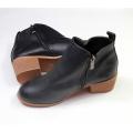 leather shoes Stylish boot for girls women Black. 