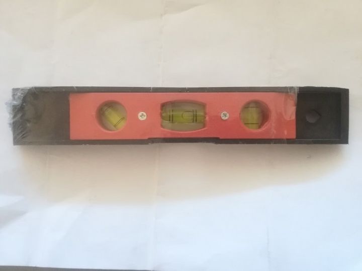 Magnetic%20Spirit%20Bubble%20Level%20-%20Level%20Checking%20Tool%20-%203%20Levels:%20Horizontal,%20vertical%20and%2045%20degrees%20-%20Length:%2023cm%20%20Width:%204cm%20And%20Height:%201cm%20Approximate%20-%20Image%202