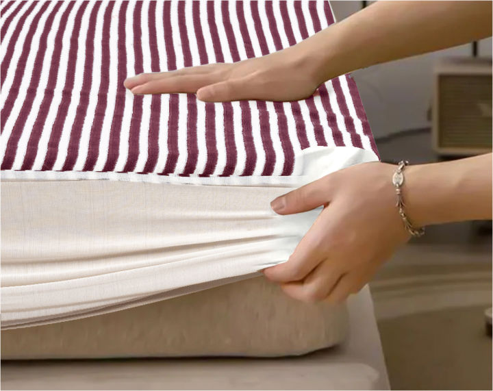 Waterproof%20Mattress%20Cover%20For%20Double%20Bed%20King%20Size%20Fitted%20Mattress%20Protector%20Anti%20Slip%20Bed%20Sheet%20Beddy's%20Studio%20-%20Image%204
