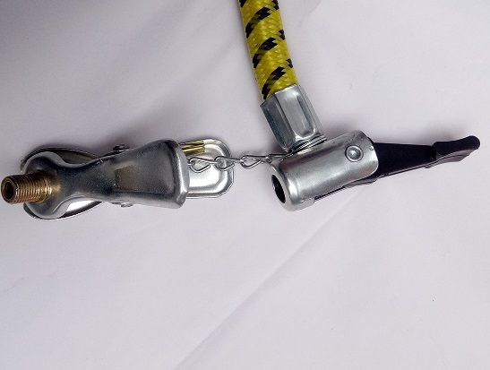 Heavy%20Duty%20All%20Metal%20Air%20Pump%20Large%20Size%2022%20Inches%20All%20Metal%20Hand%20Air%20Pump%20For%20Bicycle%20Bike%20Care%20Tyre,%20Football,%20Volleyball,%20Kids%20Pools,%20Basket%20Ball%20-%20Image%206