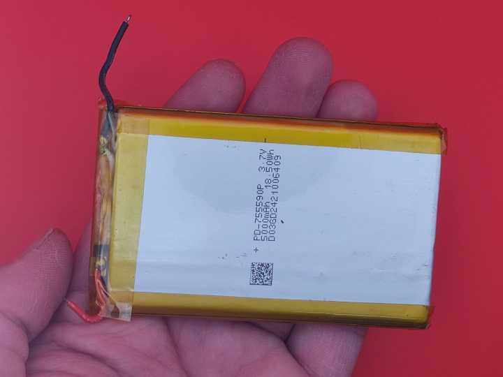 5500%20MAH%203.7V%20Lithium%20Polymer%20Battery%20-%20Power%20Bank,%20Cameras,%20Tabs,%20DIY,%20%20Keyboard%20-%20Image%204