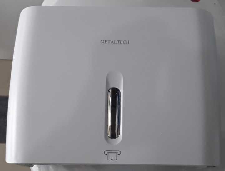 Towel%20dispenser,%20Multifold%20mini%20hand%20towel%20dispenser,%20Towel%20handle%20Bathroom%20accessories%20-%20Image%202