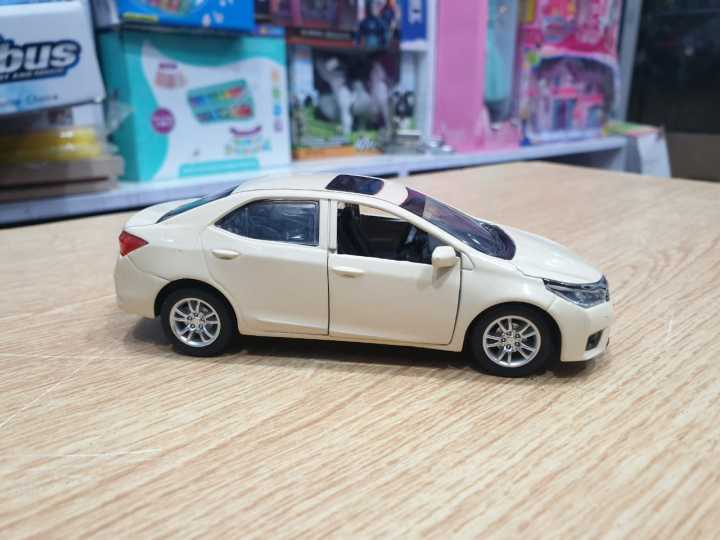 Toyota%20Corolla%20Grande%201:36%20scale%20diecast%20model%20toy%20car%20collection%20Random%20Color%20pull%20back%20action%20-%20Image%207